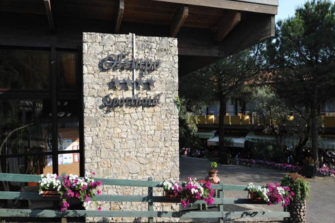 Sporthotel Olimpo Garda  Exterior foto